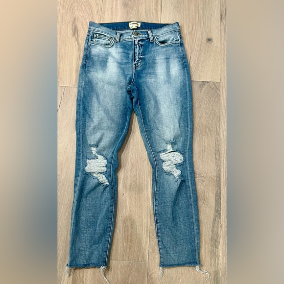 L'AGENCE Pants - L'AGENCE Stylish ripped jeans size 26 in great shape!